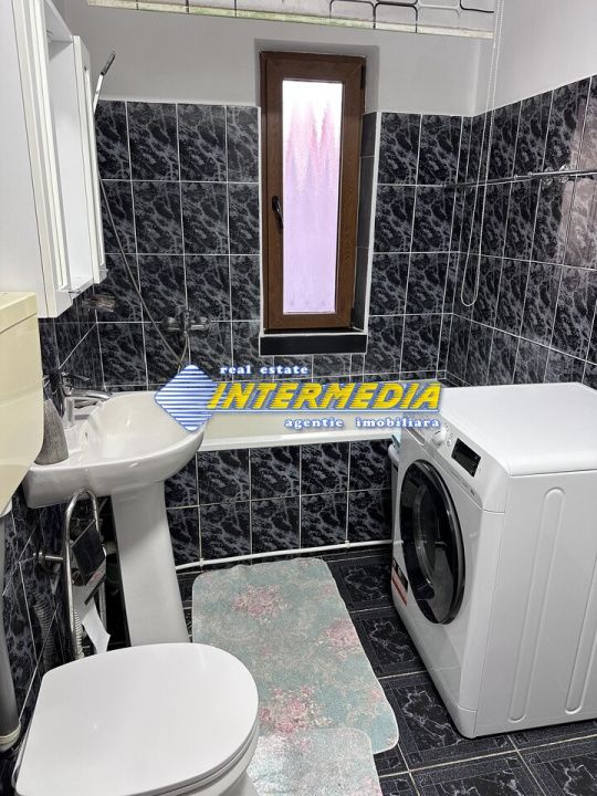 Casa 6 camere 300 mp utili de vanzare Centru cu spatiu comercial teren 400 mp – fotografia 17 din 17