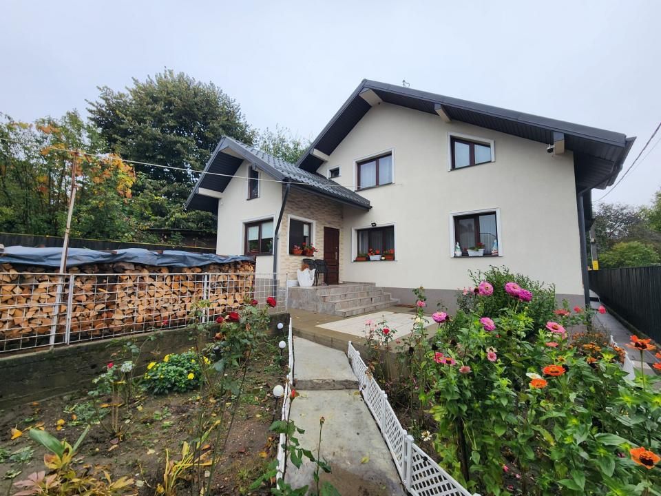 CASA INDIVIDUALA,4 CAMERE,CAPAT CUG - 110 mp utili, 513 mp teren – fotografia 1 din 18