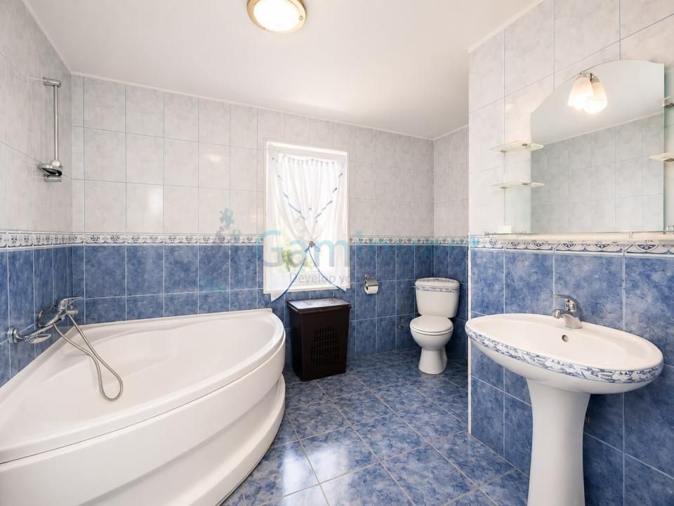 Casa cu 5 camere, singur in curte, cu Garaj zona Iosia, Oradea – fotografia 15 din 15