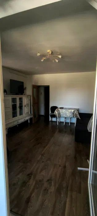 Apartament 1 camera, 34mp+balcon de 5mp, mobilat, zona str. Florilor! – fotografia 4 din 6