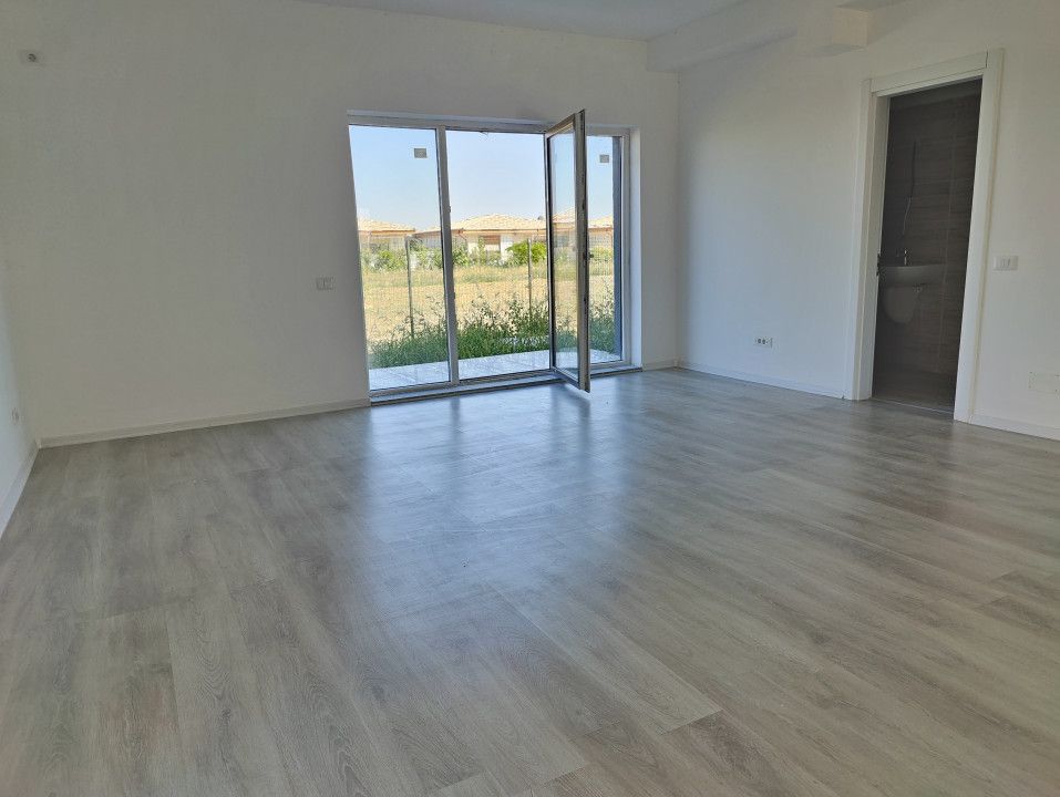 Vilă single Tunari - 4 Camere,  300mp Teren – fotografia 4 din 17