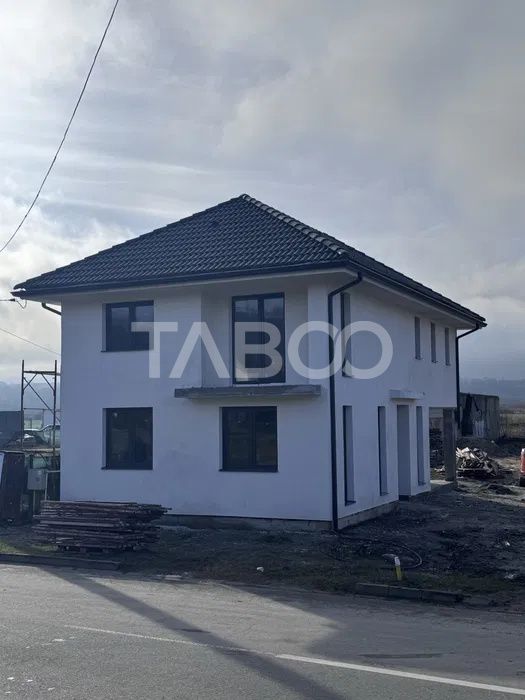Casa individuala 4 camere  de vanzare 300 mp teren Exterior Sibiu – fotografia 3 din 18
