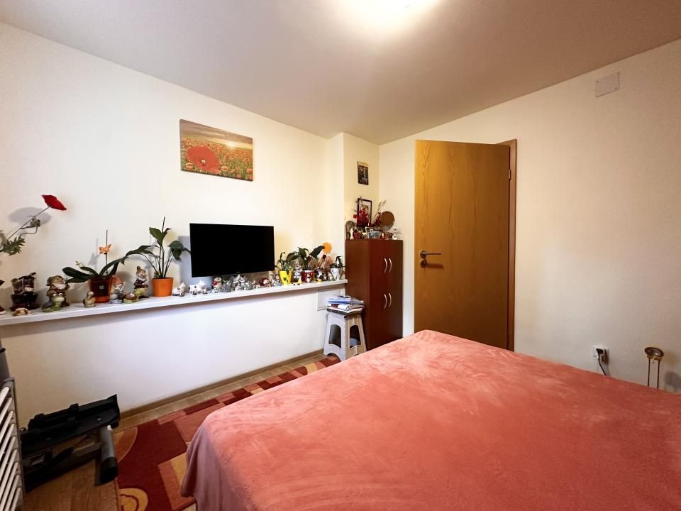 Apartament cu 3 camere intr-o zona linistita- Dambovita – fotografia 8 din 15