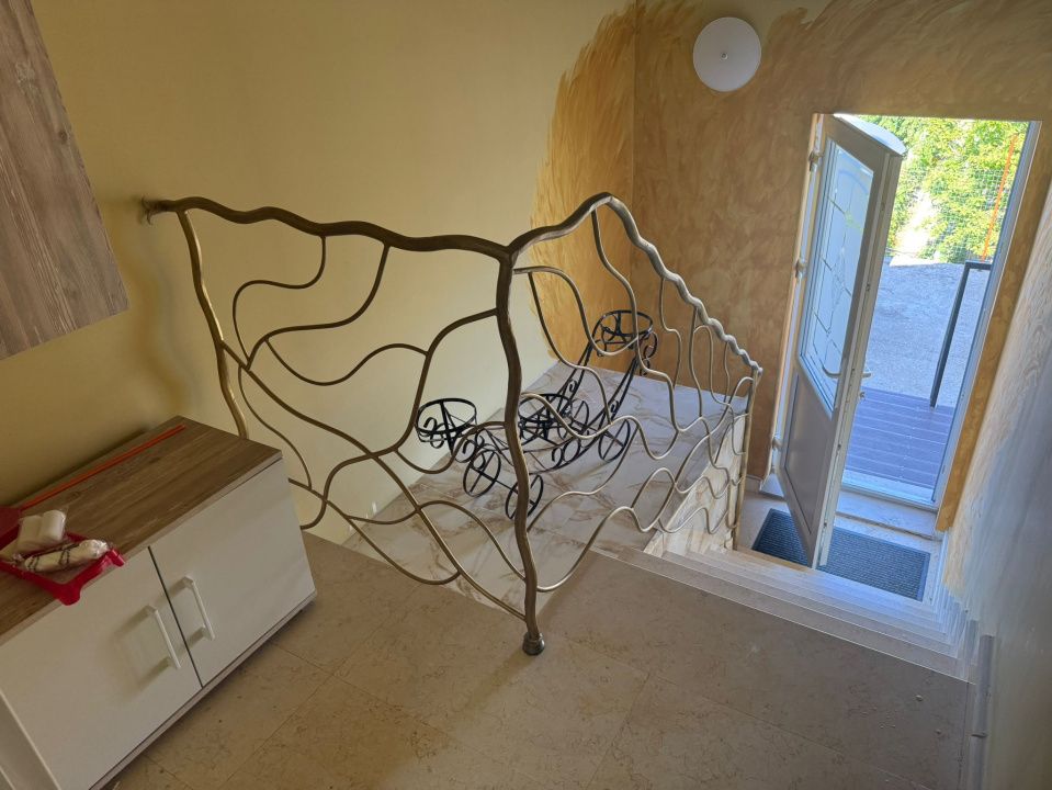 Apartament 3 camere decomandat, 100 mp, Bariera Valcii, zona Bordei – fotografia 12 din 14