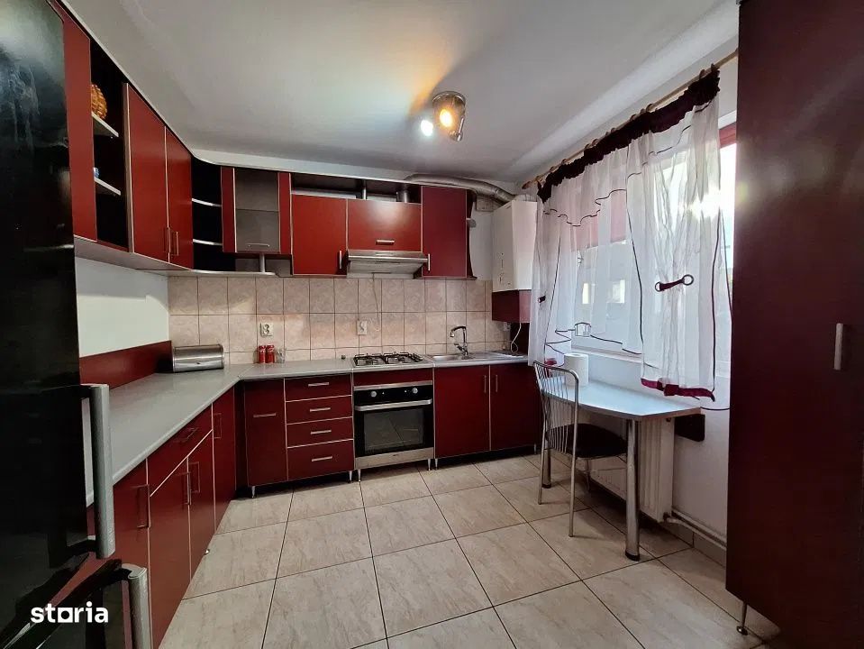 Casă | 4 camere | 2 băi | zona Primăriei Florești – fotografia 1 din 10
