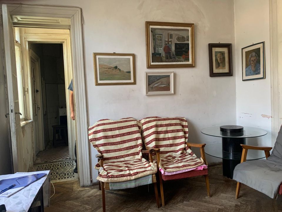 De vanzare 2 camere in vila interbelica, curte comuna zona Armeneasca – fotografia 11 din 16