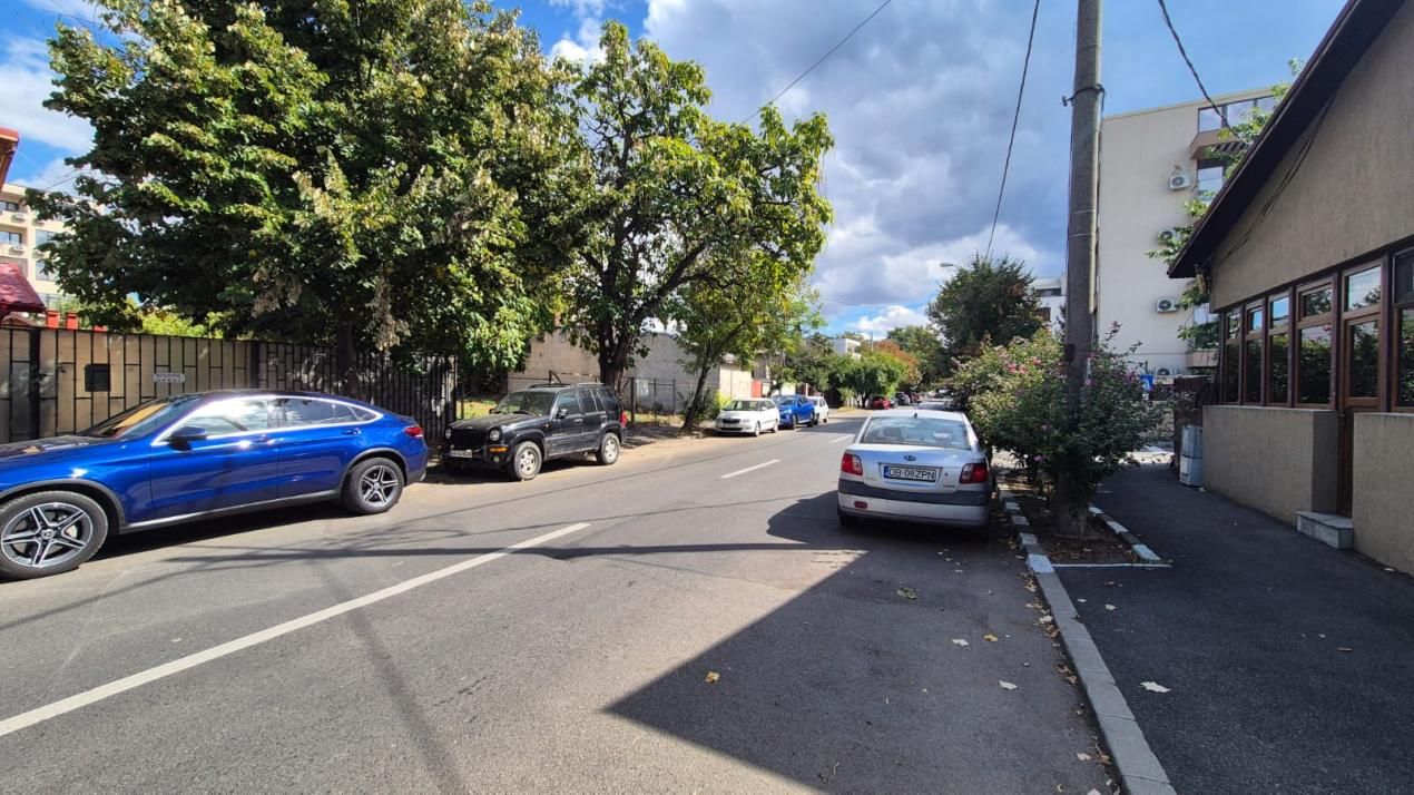 Teren intravilan 531 mp cu 2 locuințe și garaj sector 1 – fotografia 12 din 23