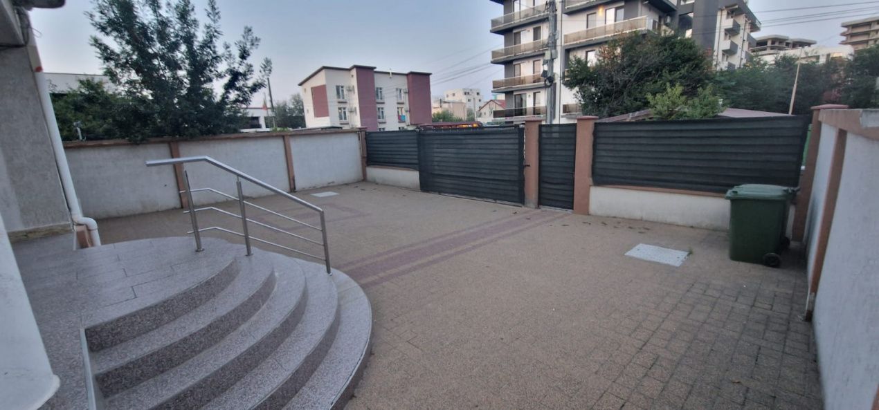 Pensiune cu 10 camere de vanzare in zona Mamaia-Sat - LIDL – fotografia 26 din 31