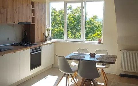 Apartament de vanzare 3 camere 100 mp zona Floresti Horea