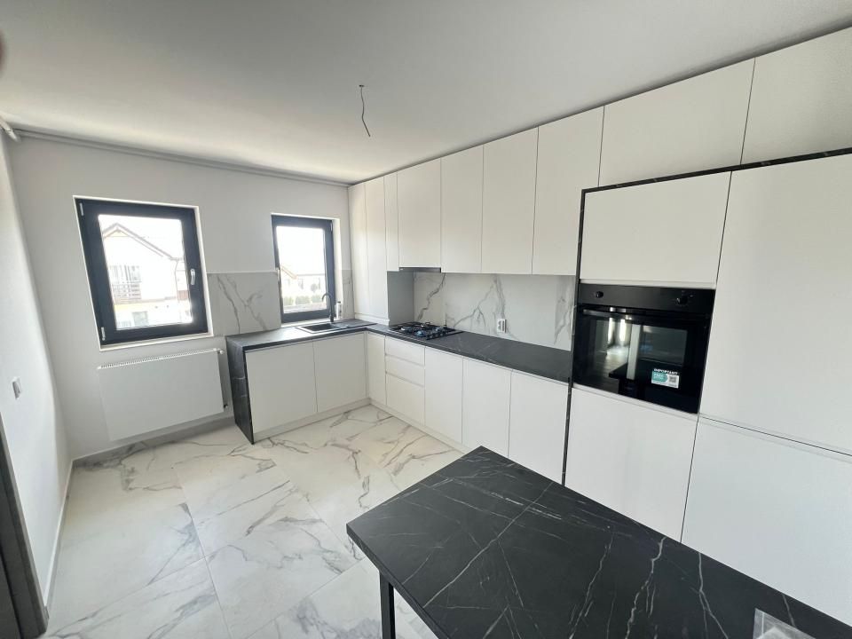 Apartament-3 Camere-Dressing-Mobilat-Utilat-Parcare-etaj 1-Izvor-Tarlungeni – fotografia 5 din 13