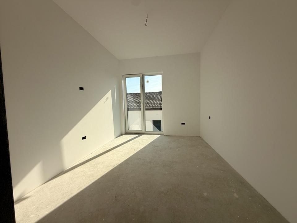 Duplex semicentral cu 4 camere - Dumbravita – fotografia 6 din 19
