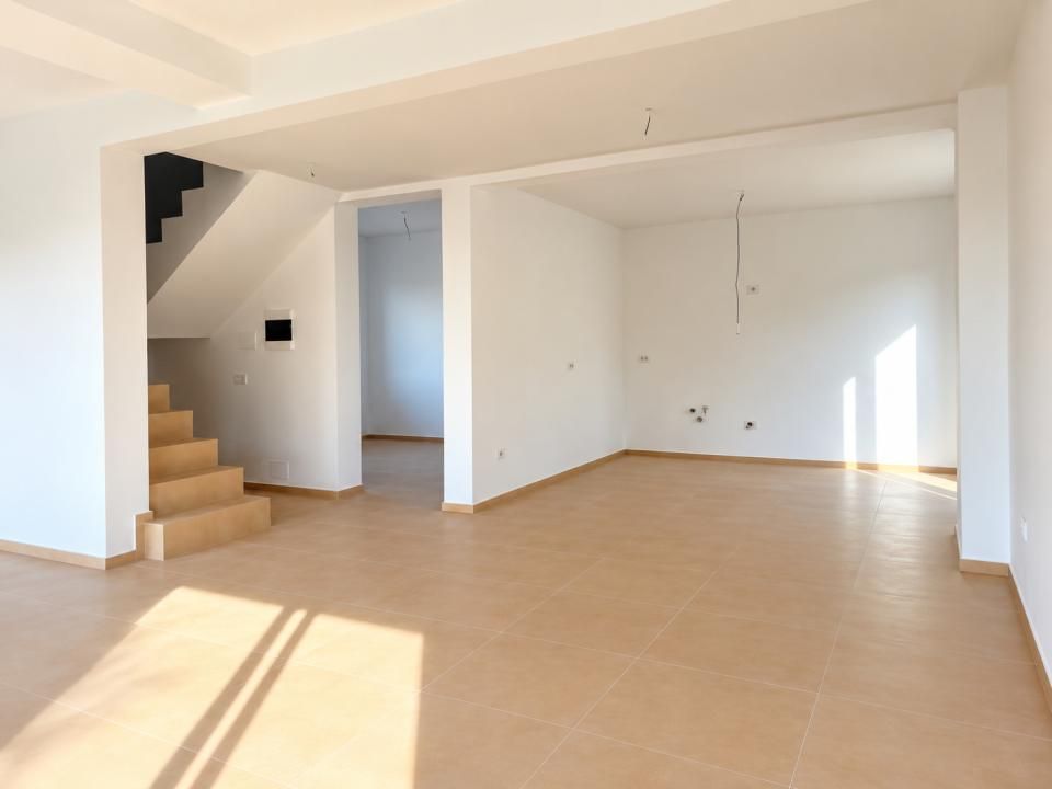 Casa noua | Priveliste panoramica | Zona Dealuri, Oradea – fotografia 5 din 15