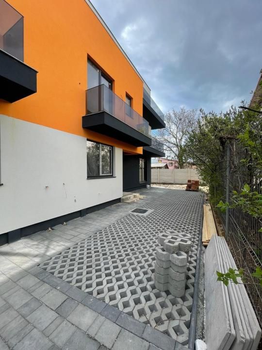 Casa 4 camere 160MP | Straulesti | Curte | 2 locuri de parcare | – fotografia 3 din 8