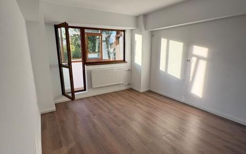 3 Camere | 70 mp | 2 Băi | Renovat | 9 min Metrou Gorjului