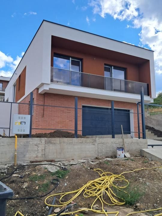 COMISION 0% CUMPARARE/Casa INDIVIDUALA teren 700mp DEZMIR – fotografia 2 din 11