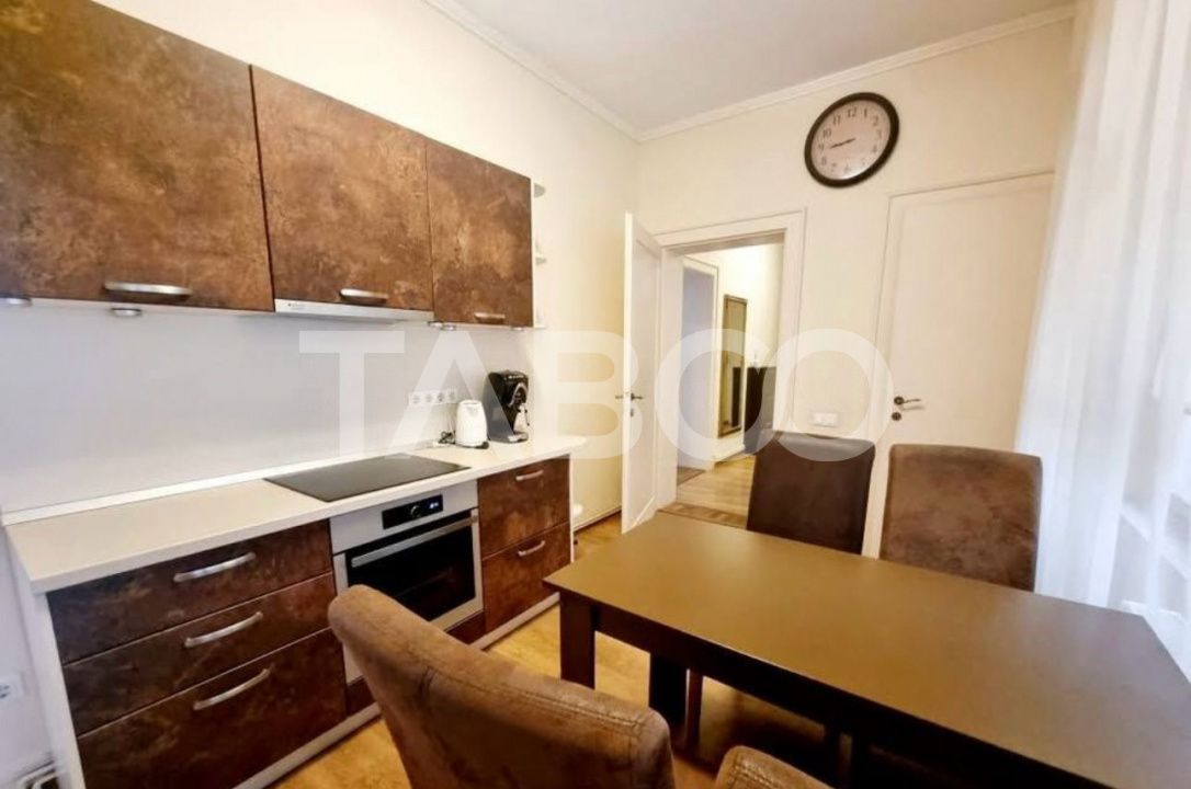 Apartament de vanzare 2 camere 2 bai 2 pivnite Centrul Istoric Sibiu – fotografia 6 din 8