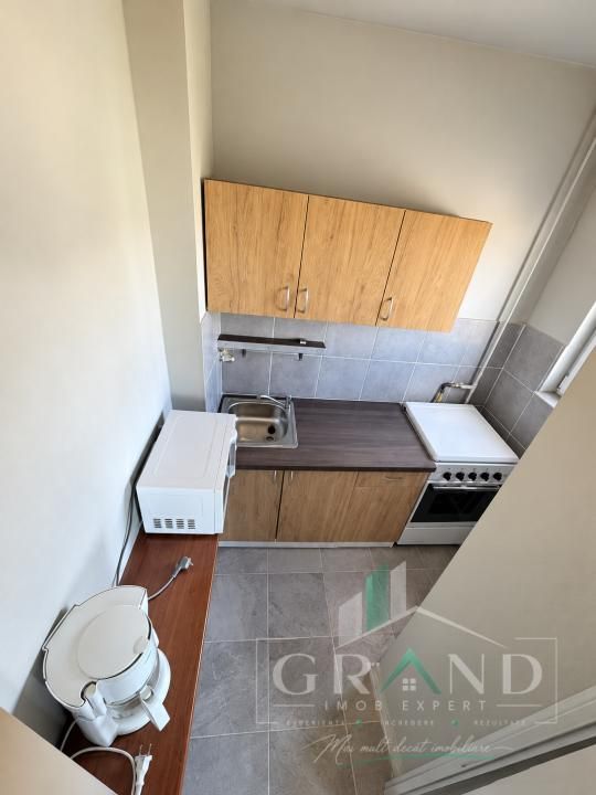 Garsonieră | Balcon închis | Etaj intermediar | Mărăști–zona Răsăritului – fotografia 3 din 19