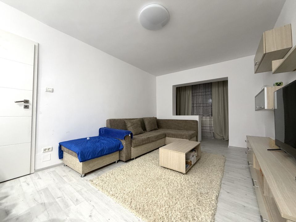 Apartament cu 4 camere, 80mp utili, etaj 3 - Lipovei – fotografia 2 din 11
