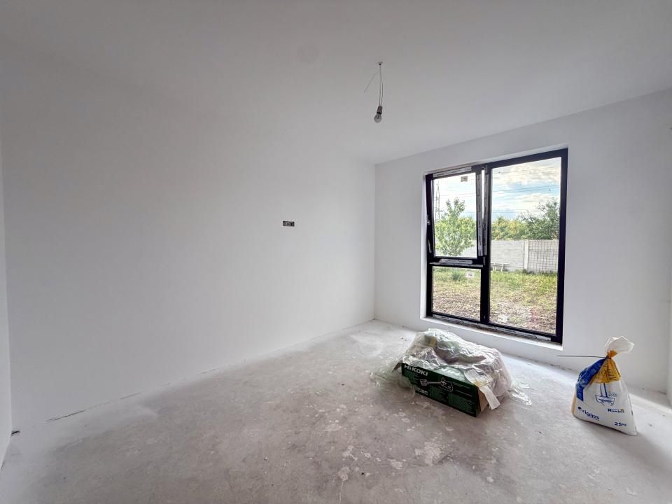 Duplex perete dublu, 5 camere, 141 mp utili, 420 mp teren - Ghiroda – fotografia 5 din 12