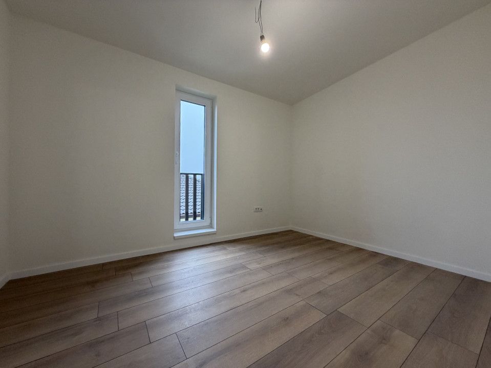 Duplex 4 camere, P+M, 100 mp utili, 330mp teren, 20mp terasa-Sag – fotografia 9 din 18