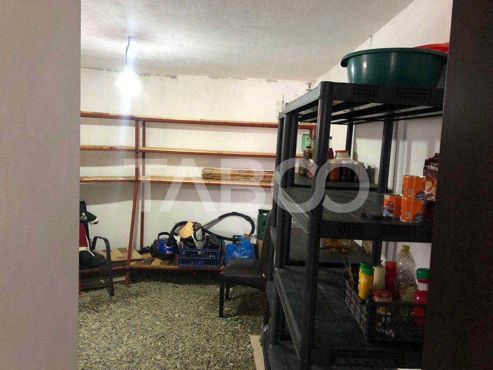 Casa individuala 7 camere cu 500 mp teren in Selimbar – fotografia 14 din 27