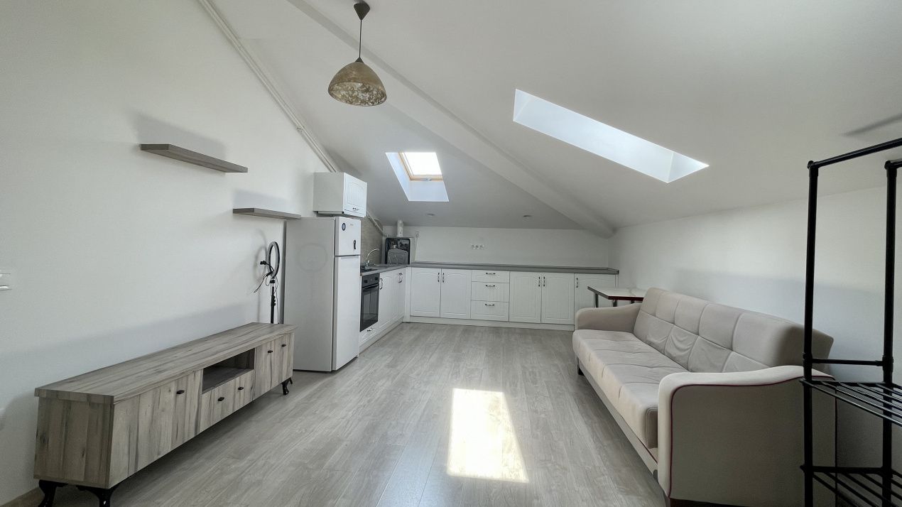 2 camere de închiriat | metrou 1 Decembrie | Loc de parcare inclus – fotografia 3 din 12