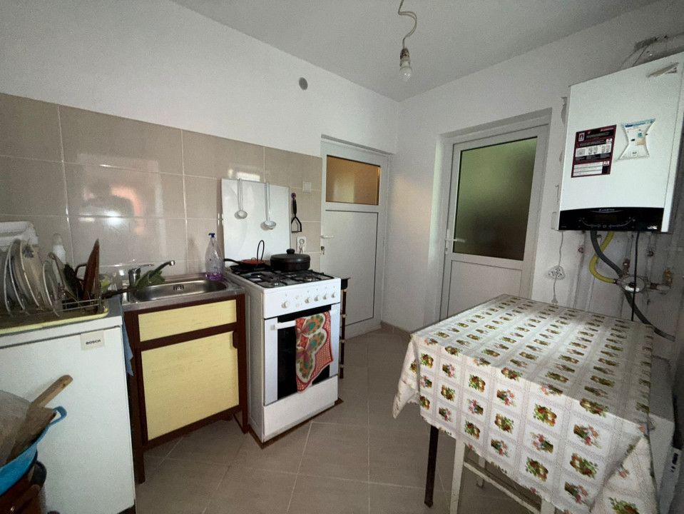 Casa cu 3 camere, 1200mp teren, 90mp suprafata utila-Mehala – fotografia 7 din 11