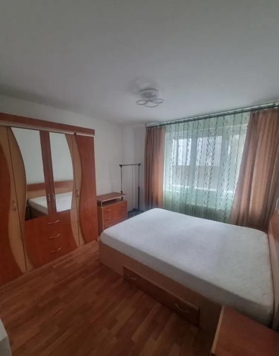 Inchiriere apartament 2 camere cu loc de parcare, zona Pajura – fotografia 1 din 8