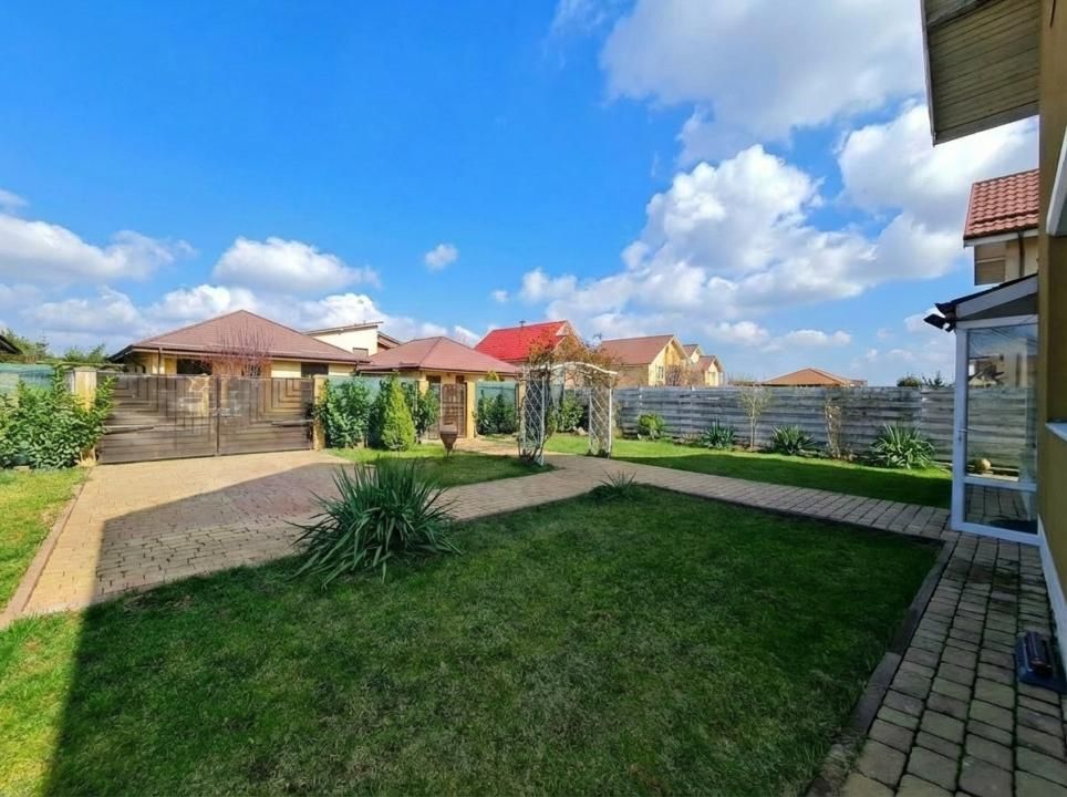 Casă Domnești | Spațioasă, Luminoasă, Ideală pentru Familie – fotografia 2 din 23
