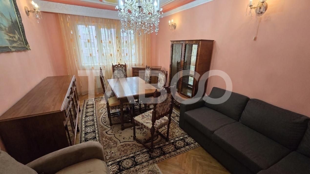 De vanzare - Apartament 83mp 4 camere decomandate etaj 1Vasile Aaron – fotografia 1 din 11