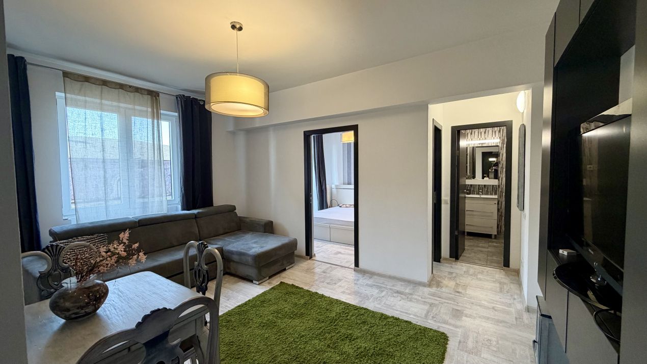 Apartament 2 camere vânzare ultracentral – Strada Doamnei | Universitate – fotografia 1 din 13