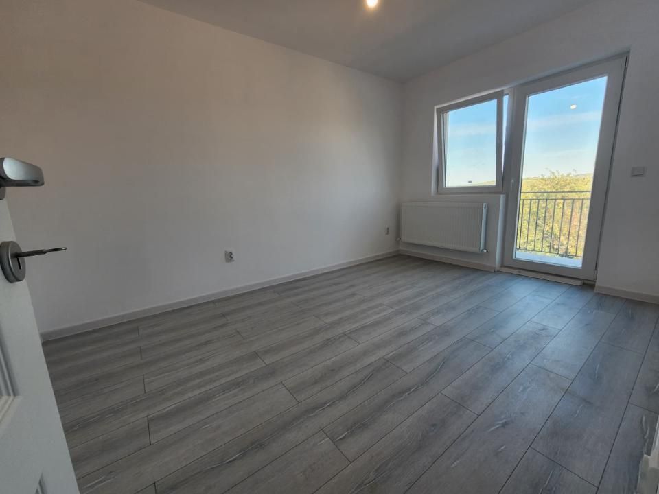 APARTAMENT 1 CAMERA, DECOMANDAT + CURTE PROPRIE, FINALIZAT SI INTABULAT – fotografia 3 din 10
