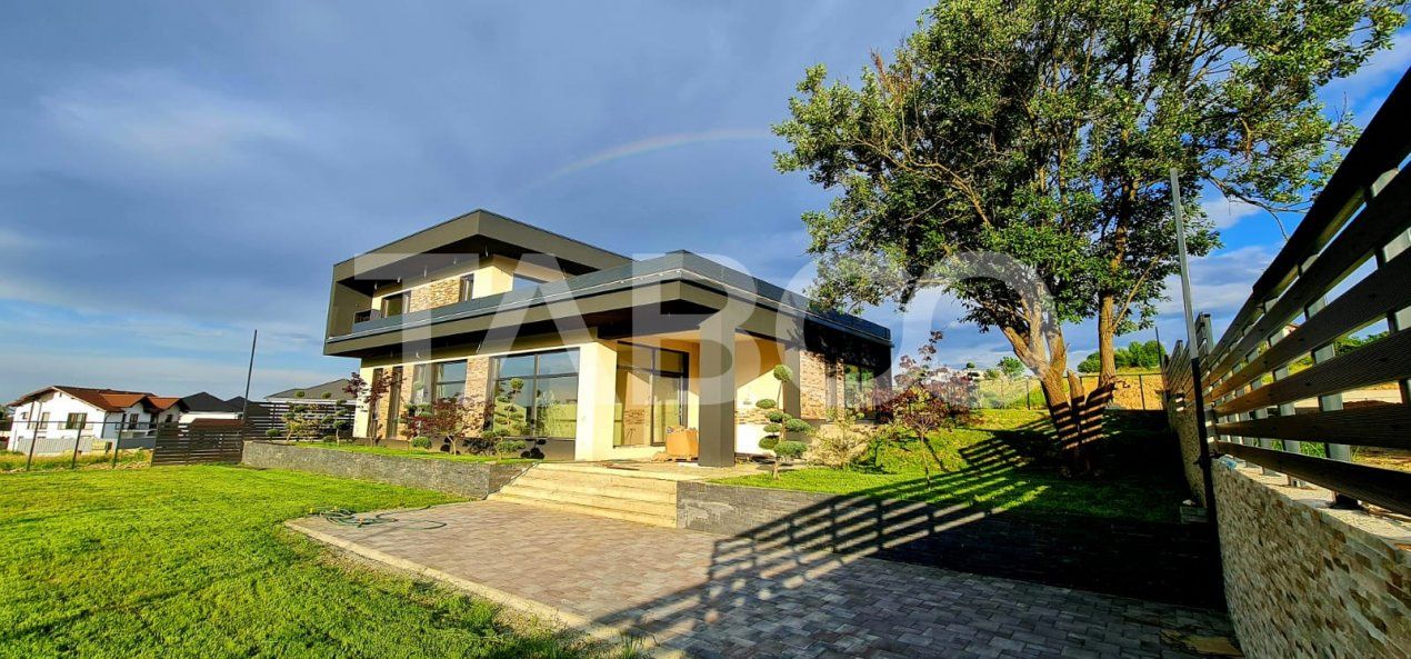 Casa superba de inchiriat 5 camere cu teren si piscina Cisnadie – fotografia 4 din 23