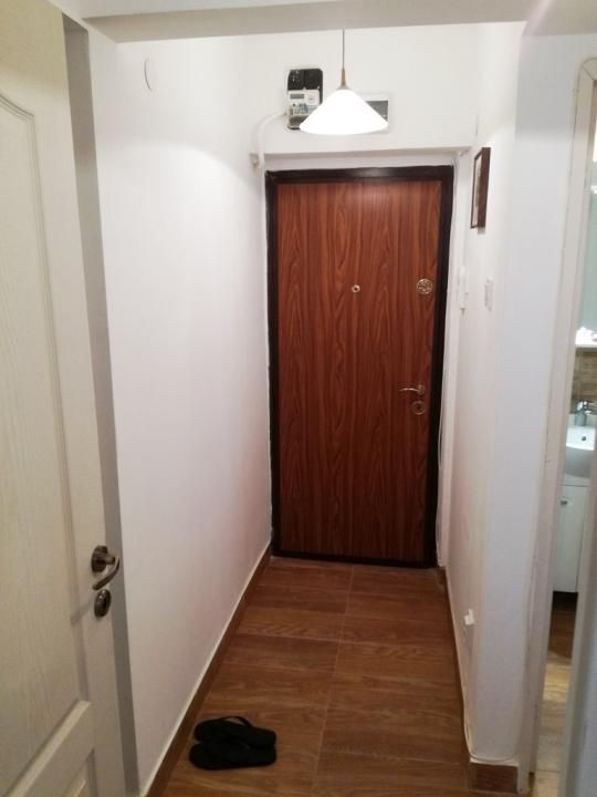 2 Camere de inchiriat | Universitate | Centrala proprie | Metrou – fotografia 9 din 12