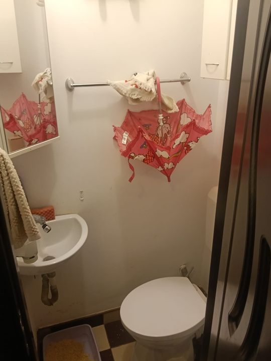 Apartament 3 camere -12 minute de mers  pana la metrou Costin Giorgian – fotografia 11 din 11