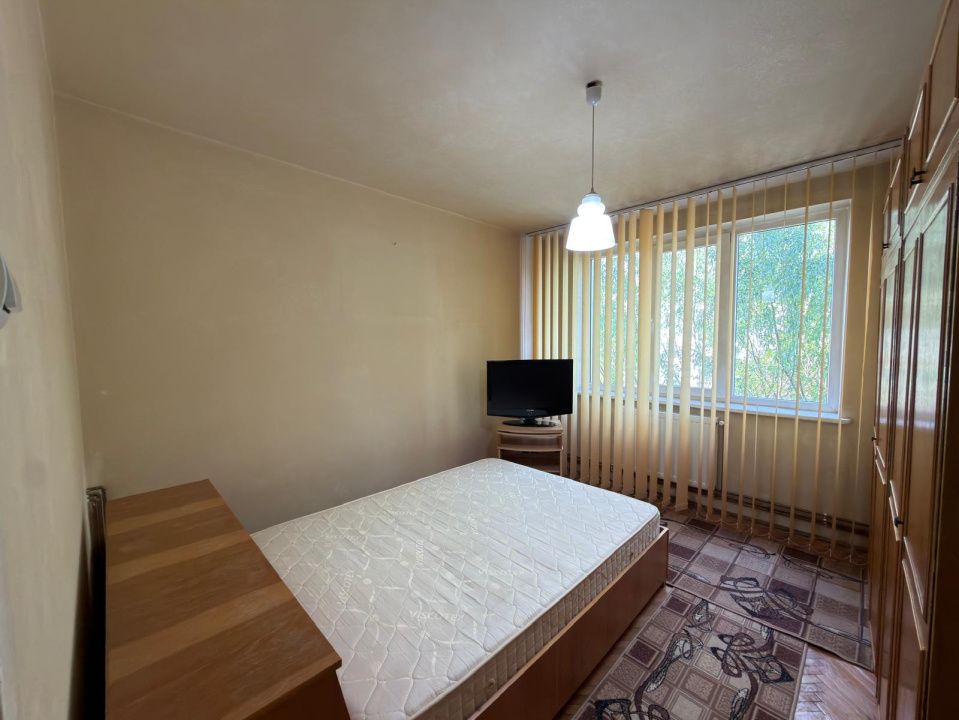 Apartament 2 camere, semidecomandat, cartier George Enescu, zona Scoala nr. 12 – fotografia 4 din 9