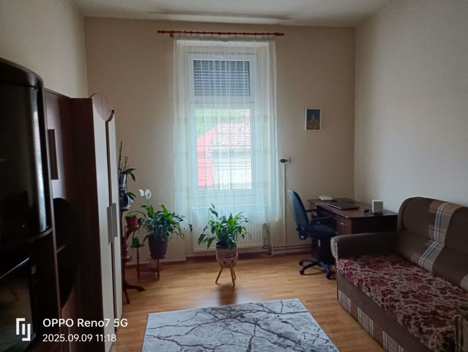 Casă de vânzare în Reghin zona centrală. – fotografia 4 din 13