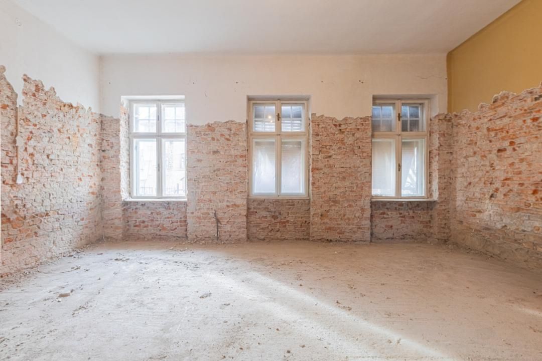 Proiect de restaurare lângă Cetatea Prejmer,  casă și teren de 5.458 mp – fotografia 14 din 35