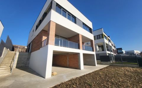Duplex, 160 mp utili, teren 200 mp, zonă Voroneț / Iris | Cluj-Napoca