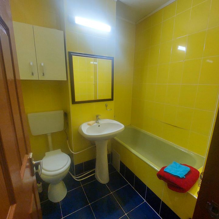 Apartament 3 camere decomandat Cetate 2 bai utilat si mobilat complet – fotografia 10 din 10