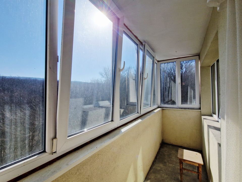 Apartament cu potential, orientare sud-est, 2 balcoane, zona Parang – fotografia 17 din 23