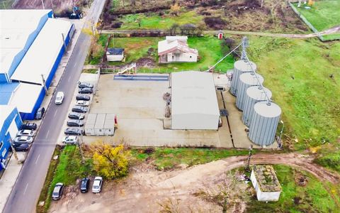 Siloz cu 880 tone capacitate totala (4 celule) si 1650mp teren