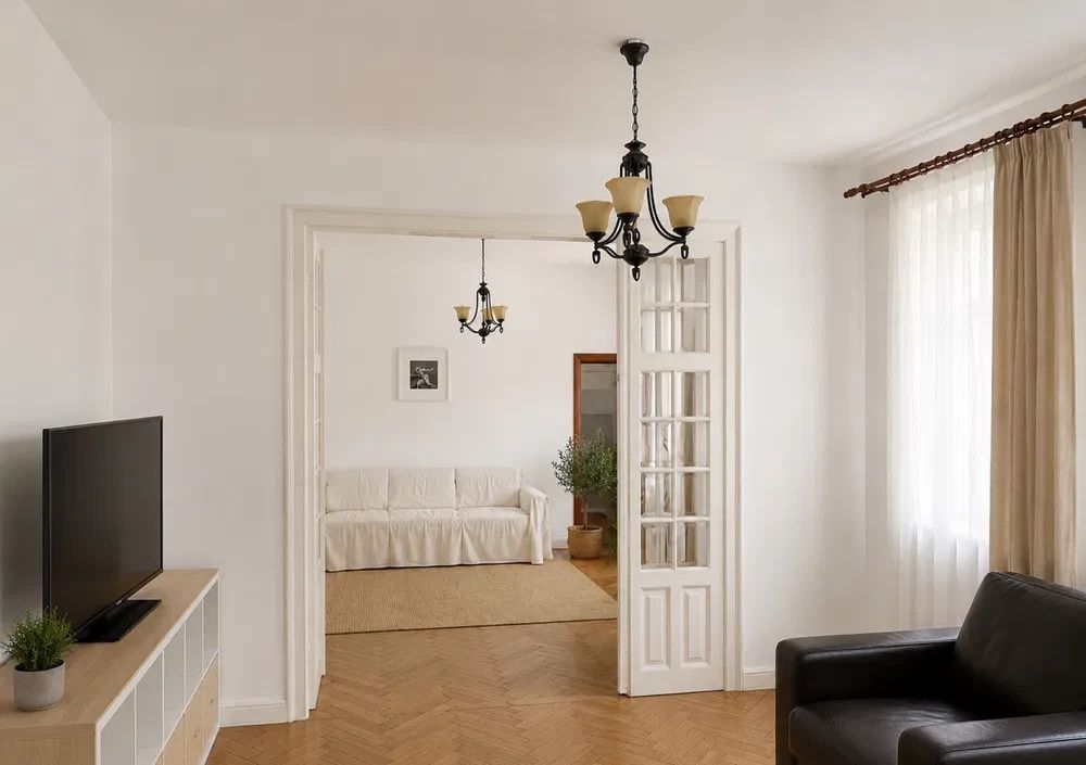 2 APARTAMENTE Et 1+ Mansarda | CARTIERUL EVREIESC | 144 mp | VILA RENOVATA – fotografia 1 din 8