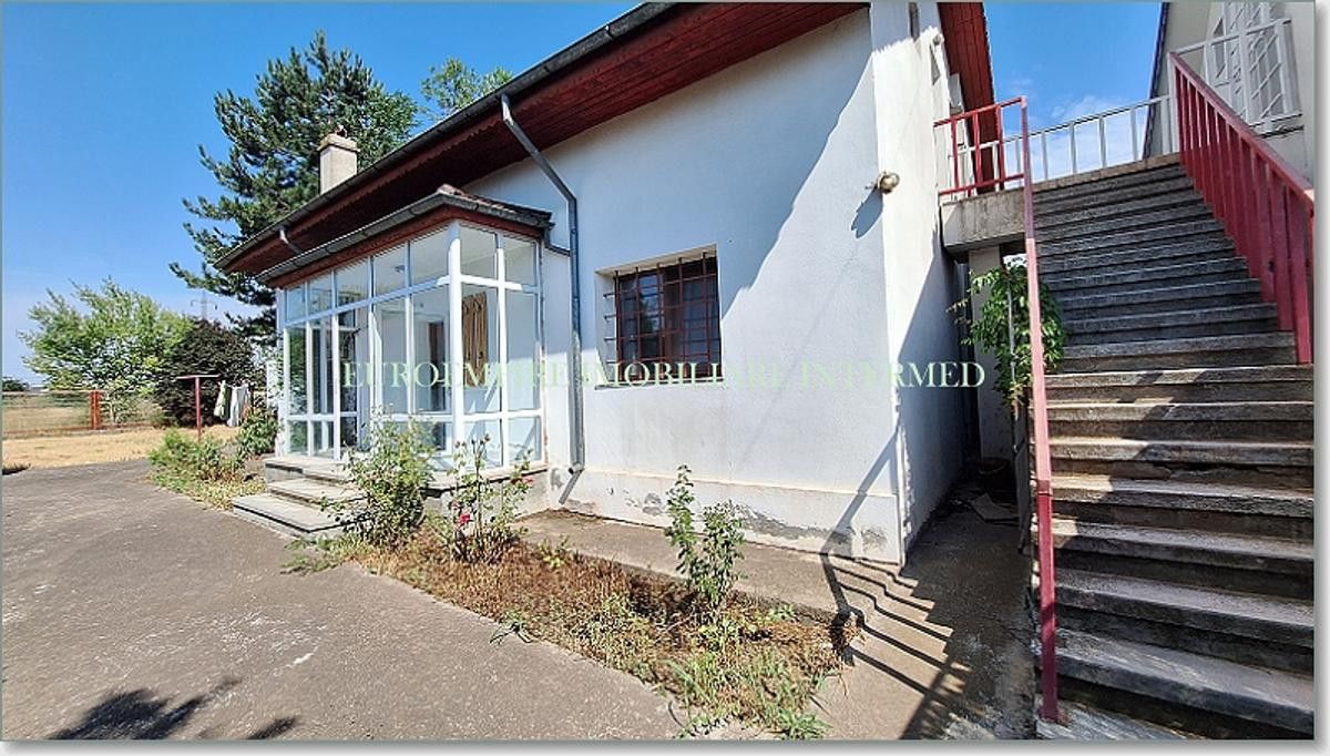 Casa de vanzare in Lazu – fotografia 3 din 5