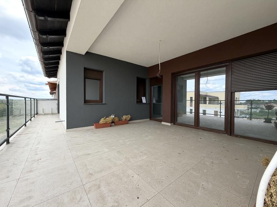 Penthouse 3 Camere, 67mp utili, 32mp terasa, etaj 3, bloc nou - Giroc – fotografia 10 din 10