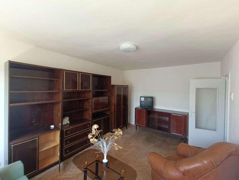 Apartament cu 2 camere de vânzare în Reghin – fotografia 2 din 11