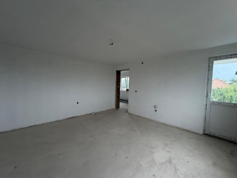 Individuala | Parter + Etaj + Pod | Asfalt | Toate utilitatile | Garaj – fotografia 11 din 22