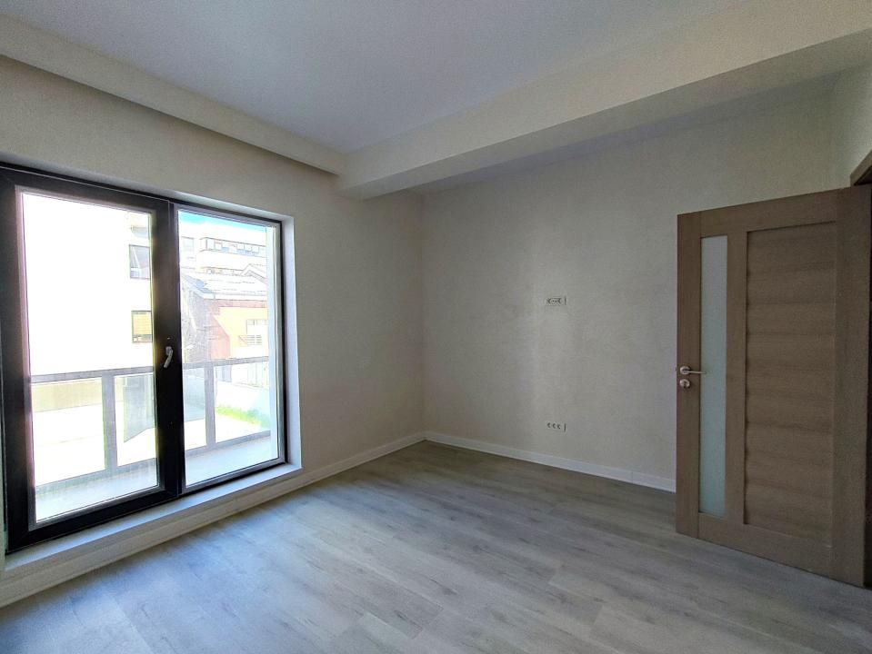 Apartament cu 3 camere si loc de parcare de vanzare in Tomis Plus, comision 0% – fotografia 8 din 16