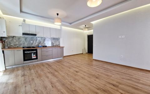 Apartament cu 3 camere situat in Floresti