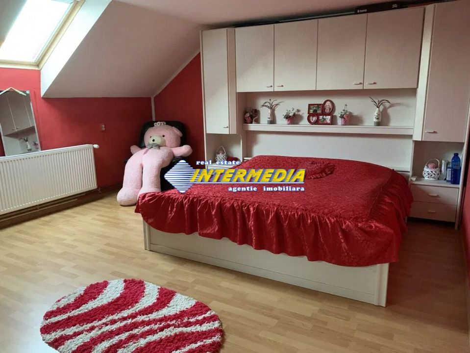 Casa de vanzare P+E Alba Iulia zona Centru finisata pretabila pensiune – fotografia 5 din 8